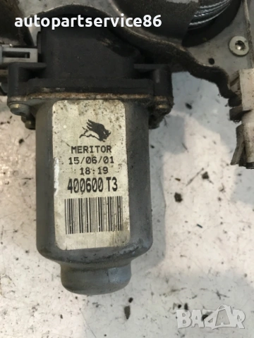 Стъклоповдигач задна дясна врата за Nissan Almera Tino 2.2 Di (2003) 400600T3, снимка 2 - Части - 54365043