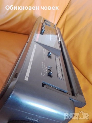 Ретро Класика: Hitachi TRK-640E - Колекционерско състояние!, снимка 5 - Радиокасетофони, транзистори - 54144521