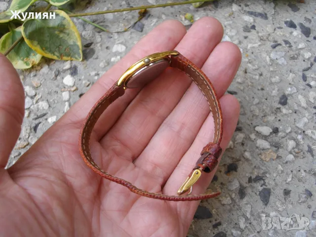 ПОЗЛАТЕН ДАМСКИ ЧАСОВНИК ETERNA , снимка 2 - Антикварни и старинни предмети - 55574075