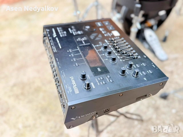 Roland Vad+Roland 50X, снимка 7 - Синтезатори - 55193975