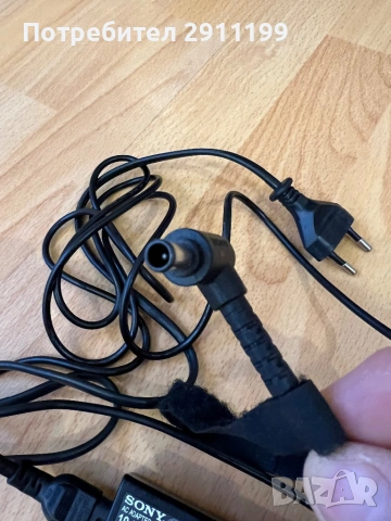 Зарядно / адаптор Sony 19,5V, снимка 4 - Друга електроника - 54245293