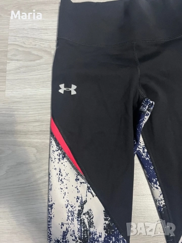 Оригинален дамски спортен клин Under Armour черен с принт размер S, снимка 2 - Спортни екипи - 55194582