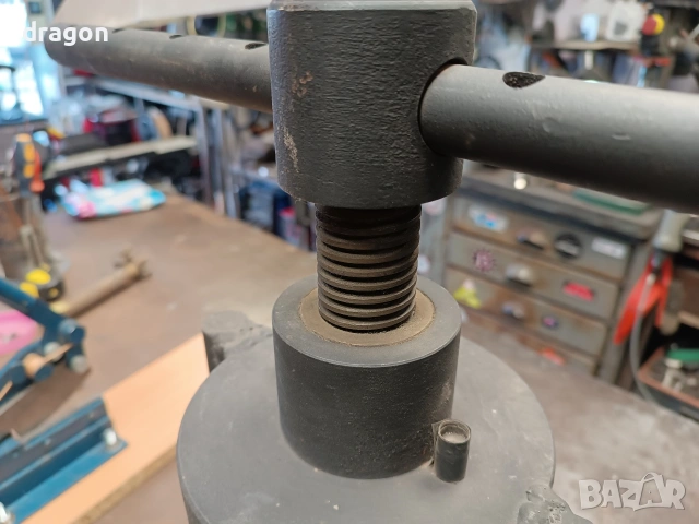 Винтова преса , снимка 3 - Други машини и части - 54076516