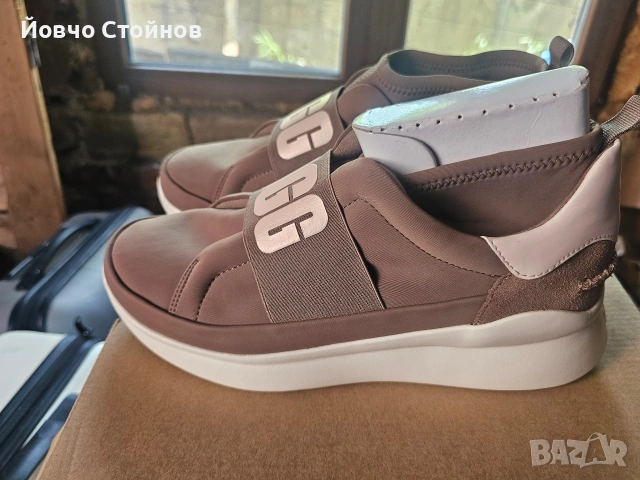 Дамски обувки UGG, снимка 2 - Дамски елегантни обувки - 54777891
