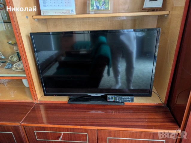 Смарт телевизор 32 инча JVC, снимка 5 - Телевизори - 52156793