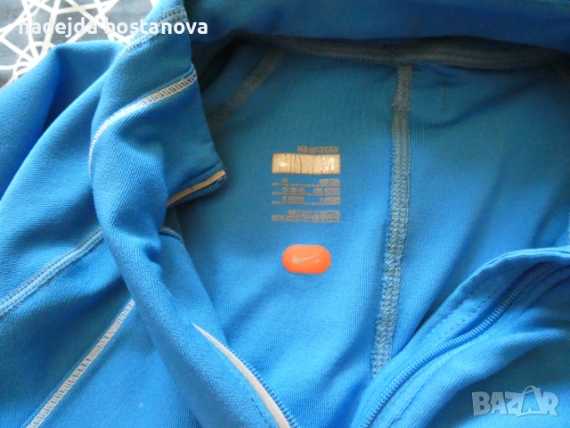 продавам лот от две горници за спорт ,nik-a e размер м,а другата е s, снимка 3 - Спортни екипи - 54592898
