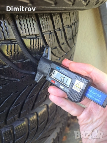 Гуми Michelin 235 65 R17 104H зимни, снимка 2 - Гуми и джанти - 54722326