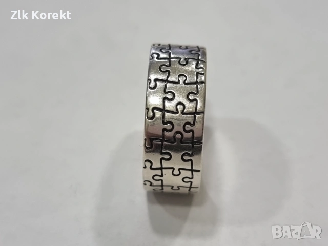 Мъжки сребърен пръстен  гравиран с формата на пъзел., снимка 2 - Пръстени - 54428477