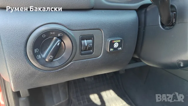 Škoda Octavia 1.6 MPI 102 к.с. Бензин/Газ, 2005 г., снимка 17 - Автомобили и джипове - 55400153
