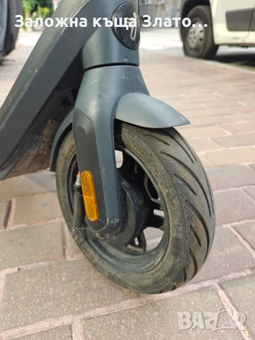 Тротинетка Segway Ninebot E2 Pro - 350W мотор, снимка 10 - Скутери и тротинетки - 55247785