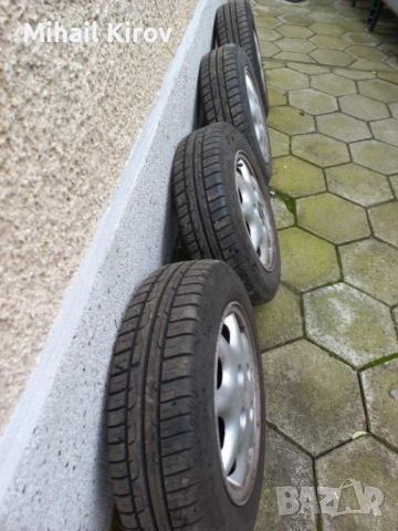комплект летни гуми 165 70 14 с алуминиеви джанти, снимка 3 - Гуми и джанти - 54013197