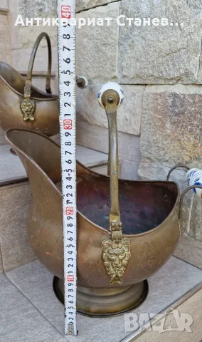 Две старинни медни кофи за въглища днес чудесни за кашпи, снимка 7 - Антикварни и старинни предмети - 55620907