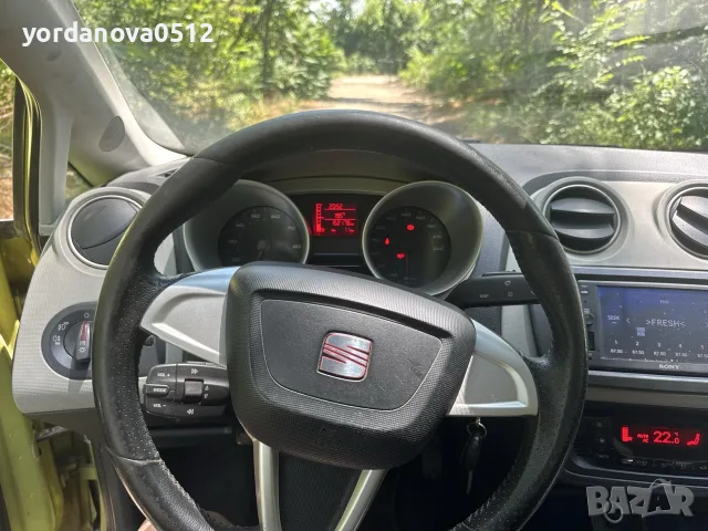 Seat Ibiza 1.4 2009, снимка 4 - Автомобили и джипове - 55332012