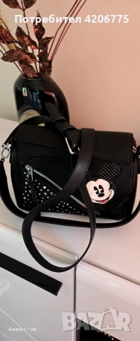 Desigual дамска чанта., снимка 3 - Чанти - 54985526