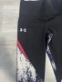Оригинален дамски спортен клин Under Armour черен с принт размер S, снимка 2