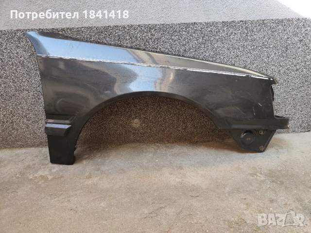 Преден десен калник Пежо 309