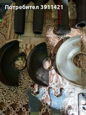Предпазители,ключове и гайки за ъглошлайфи,странични дръжки, снимка 4 - Други инструменти - 51632666