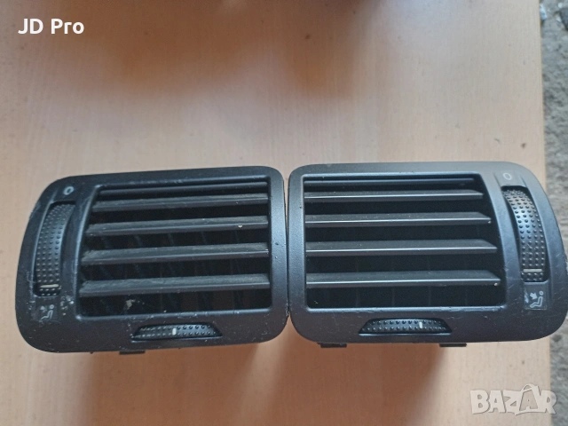 VW Passat 5.5 решетки парно, снимка 2 - Части - 54890099