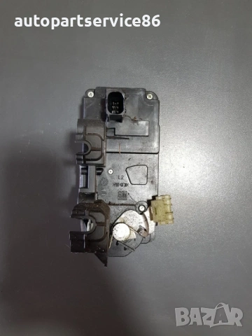 Заден ляв заключващ механизъм за врата за Opel Vectra C (2002-2006) 13210762, снимка 3 - Части - 54310878