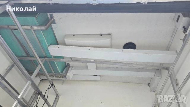 Хладилен фургон Ивеко , снимка 9 - Бусове и автобуси - 54047712