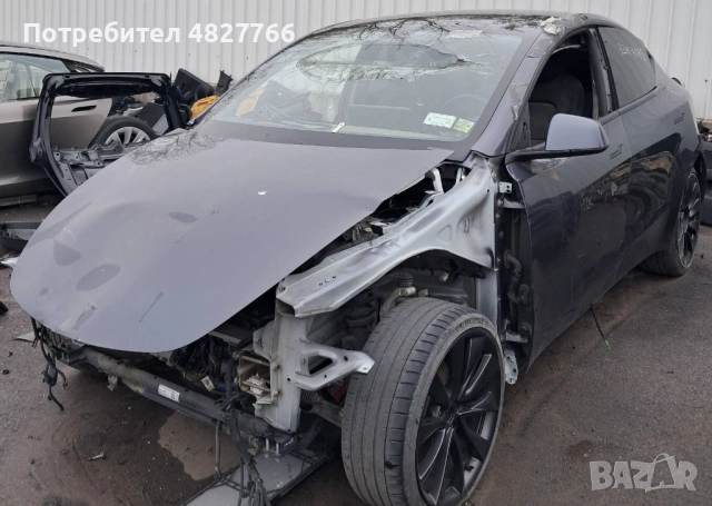 Tesla Model Y за оригинални части, снимка 3 - Автомобили и джипове - 54554862