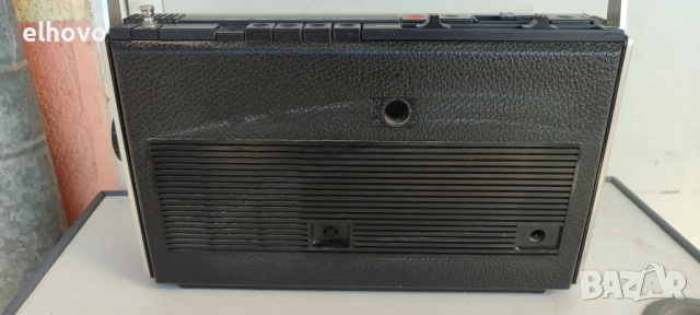 Радиокасетофон Grundig C4200, снимка 4 - Радиокасетофони, транзистори - 54547916