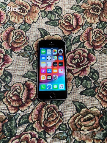 Продавам iPhone 5s 