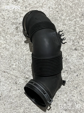Въздуховод тръба Skoda VW, снимка 2 - Части - 55329734