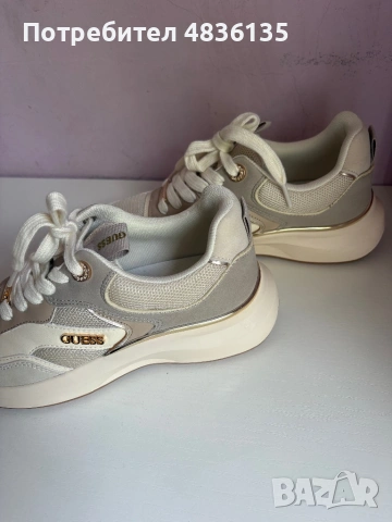 Маратонки Guess, снимка 5 - Маратонки - 54728312