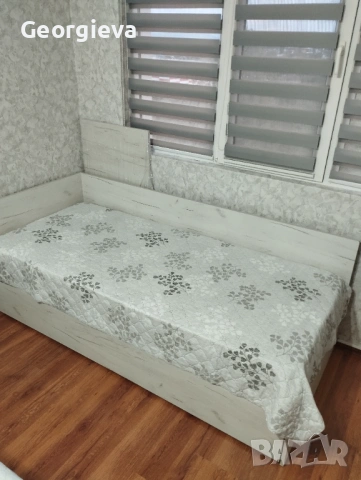 Продавам легло сандвич , снимка 2 - Спални и легла - 54585024