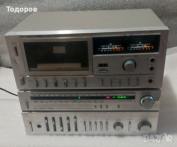 Fisher TA-M200 Stereo Tuner Amplifier/CR-M200 Stereo Cassette Deck двукомпонентна HiFi система 