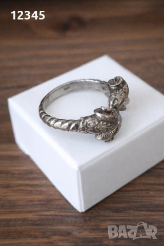 Стар интересен сребърен пръстен , снимка 2 - Пръстени - 54125177