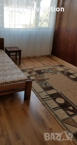 Тристаен апартамент под наем в Центъра, снимка 5 - Апартаменти - 54055385