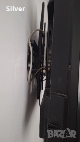 Телевизор CROWN 32 инча, снимка 3 - Телевизори - 54229793