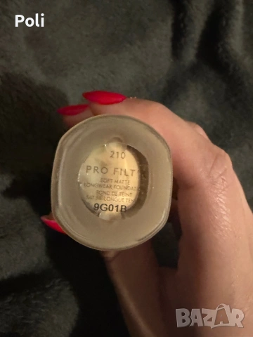 Фон дьо тен на Fenty Beauty , снимка 2 - Козметика за лице - 54109941