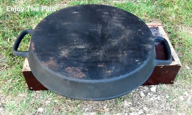 Чугунена тава %55cm, снимка 2 - Обзавеждане на кухня - 55607570