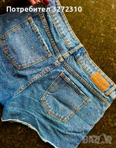 Дамски къси панталонки с камъчета Desigual, снимка 12 - Къси панталони и бермуди - 54356123
