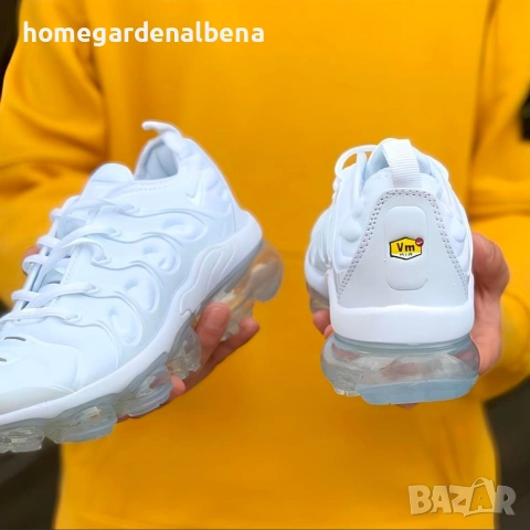 ВЪЗДУШЕН КОМФОРТ: Nike AIR VAPORMAX PLUS WHITE!, снимка 3 - Маратонки - 54214399