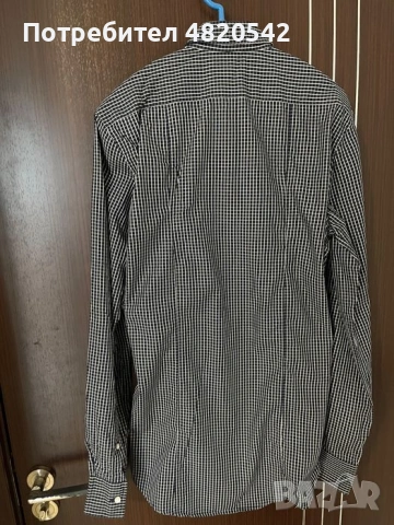 Риза на марката Calvin Klein, снимка 3 - Ризи - 54575889