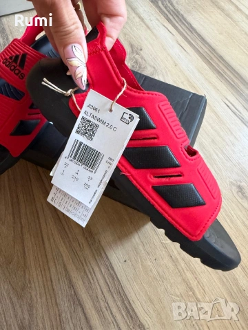 Оригинални нови юношески сандали adidas Altaswim 2.0 ! 33 н, снимка 5 - Детски сандали и чехли - 54767303