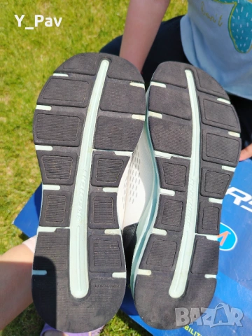 Детски маратонки Skechers , снимка 5 - Детски маратонки - 54447371