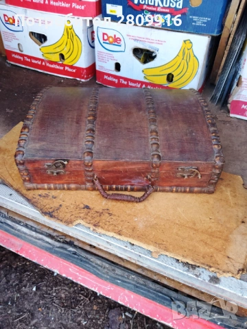 Стара дървена кутия , снимка 4 - Антикварни и старинни предмети - 54171028