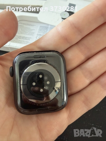 Apple watch series 9 & series 6 заключени, снимка 4 - Смарт часовници - 55330664