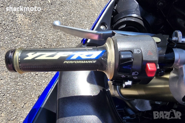 Yamaha YZF-R1 1000 AKRAPOVIC, снимка 14 - Мотоциклети и мототехника - 55060840