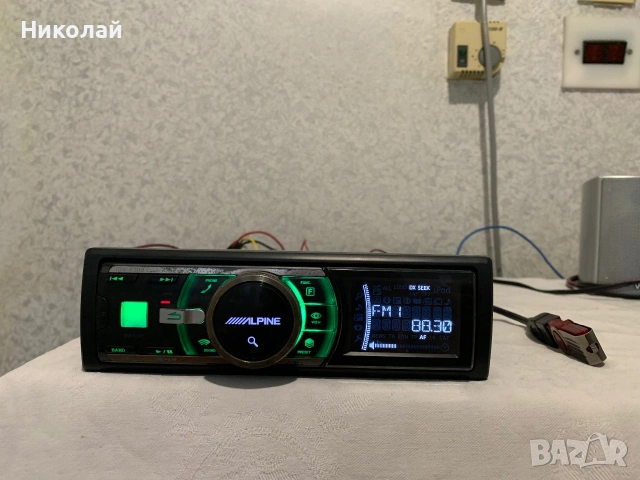Авто радио Alpine USB, снимка 2 - Аксесоари и консумативи - 55149168
