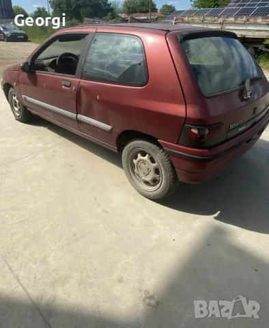 Renault Clio 1.4 бензин Продава се само на части със здрав мотор и скоростна кутия с бракуван талон, снимка 3 - Автомобили и джипове - 55413267