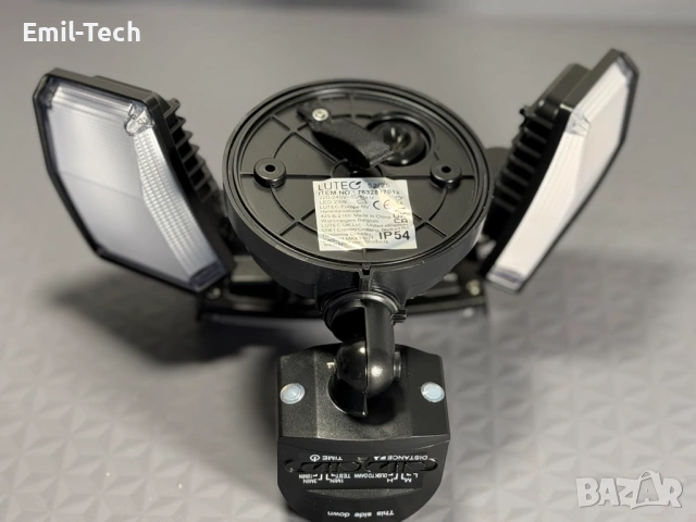 LUTEC LED прожектор 3500 lm с 3 глави, сензор и IP65, снимка 11 - Прожектори - 54680491