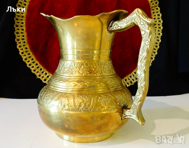 Бронзова кана за вино,орнаменти,позлата. , снимка 4 - Антикварни и старинни предмети - 55120634