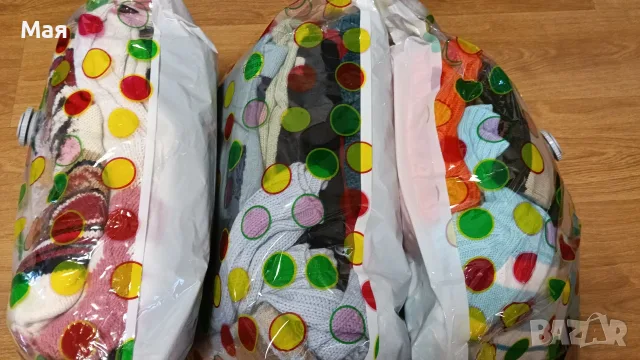 Дамски пуловери три вакуумирани пакета с  нови или обличани няколко пъти , снимка 2 - Блузи с дълъг ръкав и пуловери - 55472713