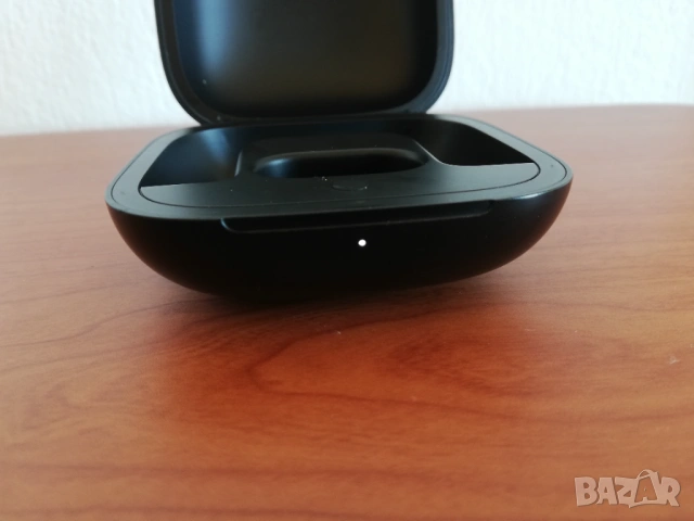 Beats PowerBeats Pro зарядна кутия, снимка 4 - Bluetooth слушалки - 54645895